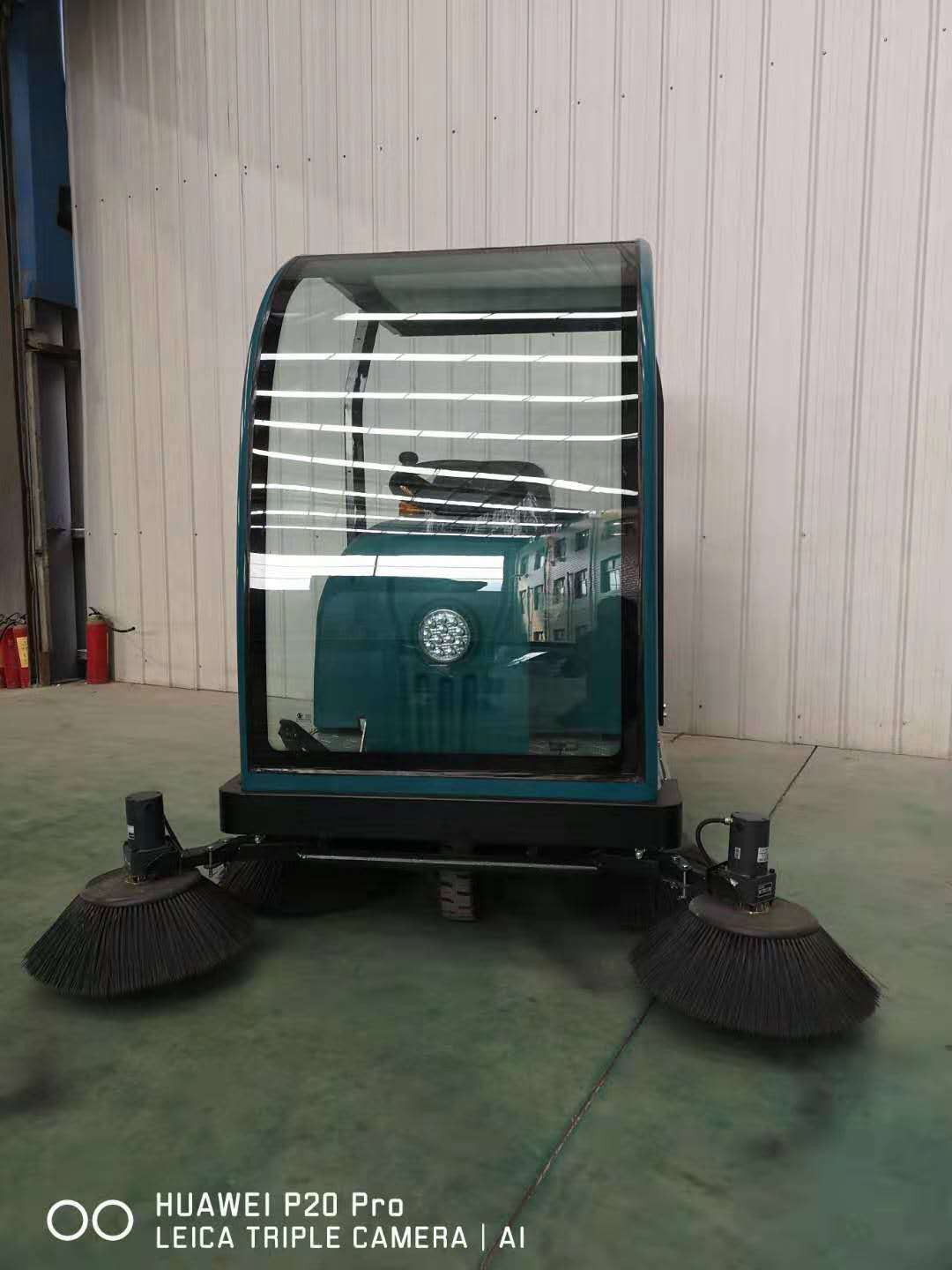洁士AM1700TM半封闭驾驶式妖精视频APP官方下载/半封闭驾驶式扫地车/半封闭驾驶式清扫车/半封闭驾驶式清扫机/半封闭驾驶式扫路机/半封闭驾驶式扫路车