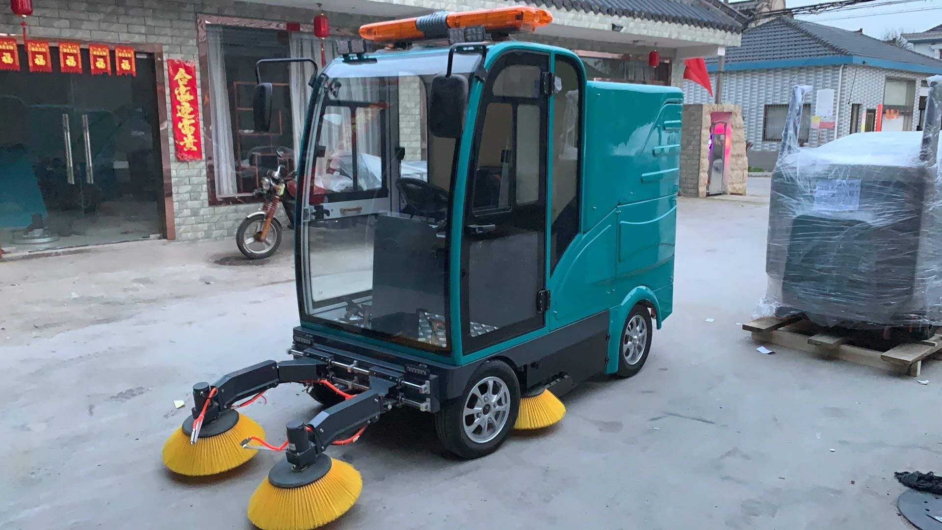 洁士AM2500TM电动四轮全封闭驾驶式扫地车/四轮全封闭驾驶式妖精视频APP官方下载/四轮全封闭驾驶式清扫车/四轮全封闭驾驶式清扫机/四轮全封闭驾驶式扫路机/四轮全封闭驾驶式扫路车